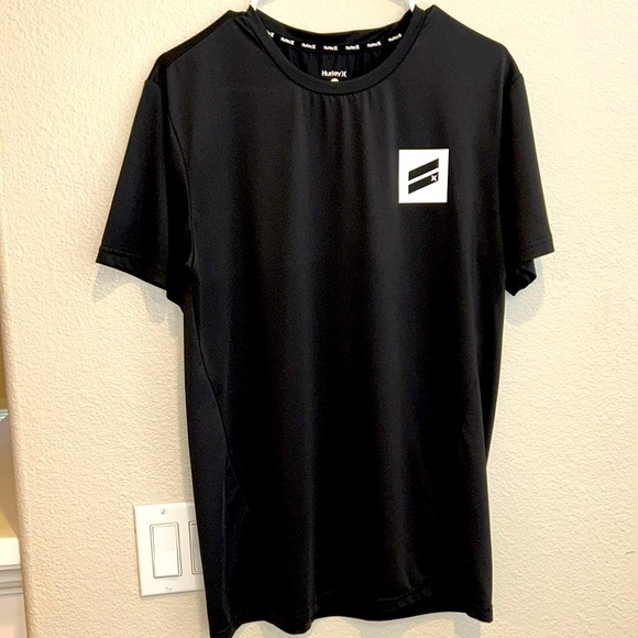 Hurley Men’s Athletic T- shirts Size Small Bundle of 2 Shirts. Great Deal! - Picture 3 of 8